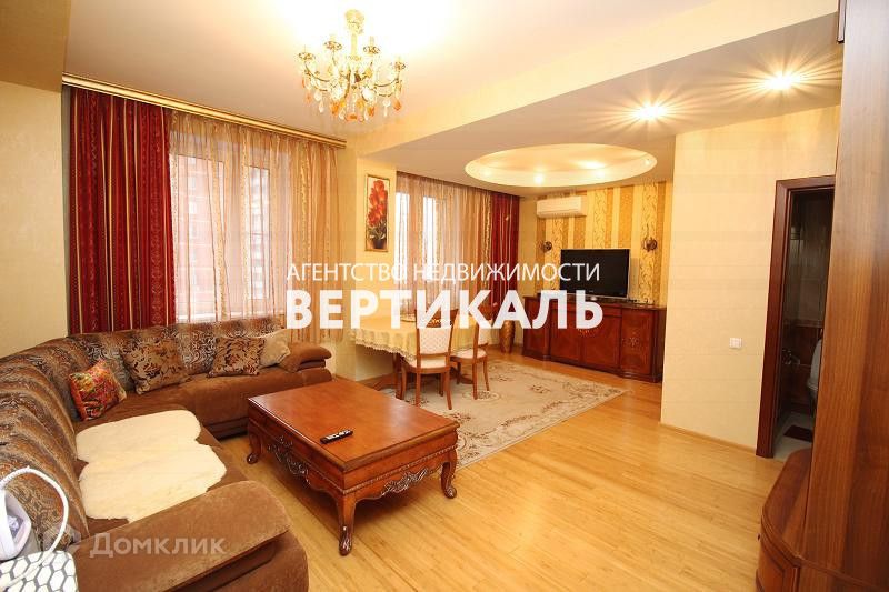 Продаётся 3-комнатная квартира, 100 м²