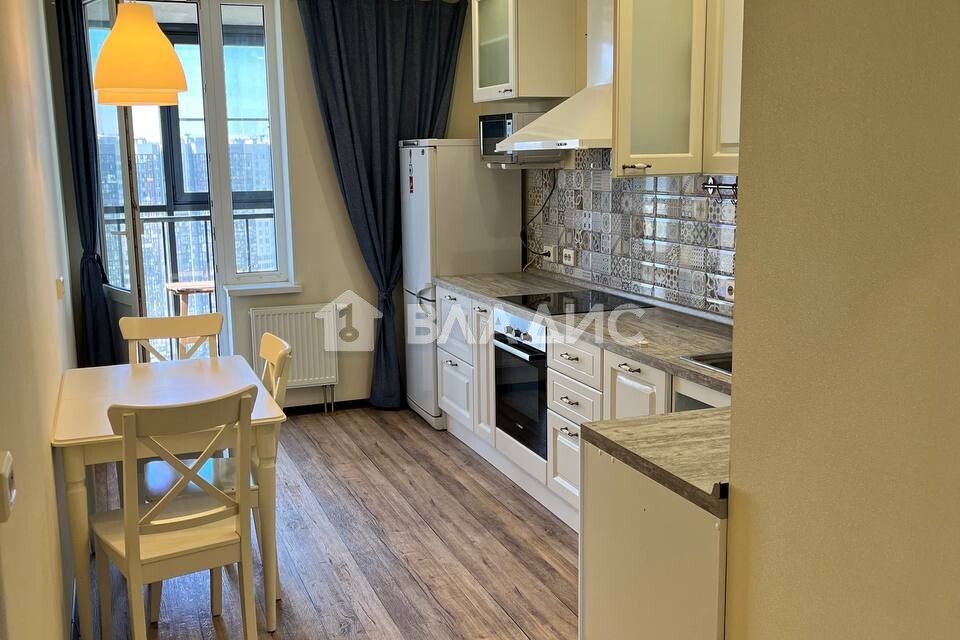 Продаётся 1-комнатная квартира, 45.7 м²