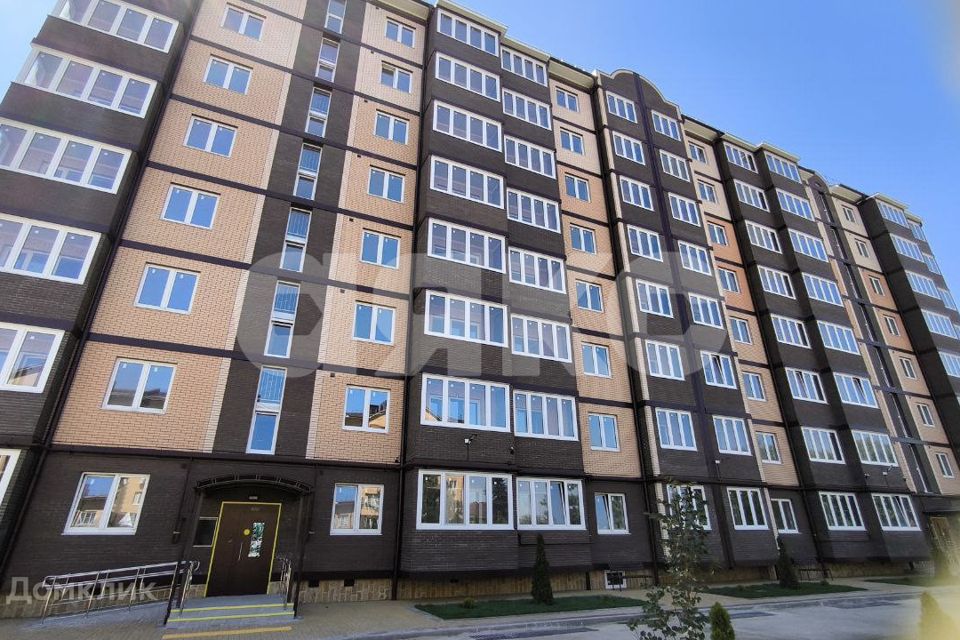 Продаётся 1-комнатная квартира, 42.7 м²
