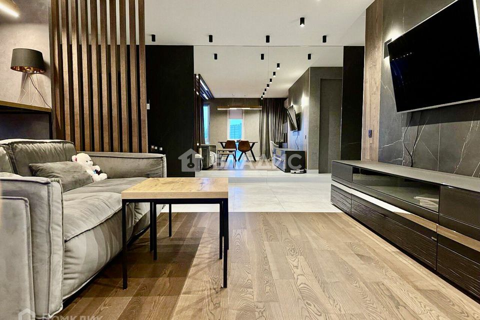 Продаётся 2-комнатная квартира, 74 м²