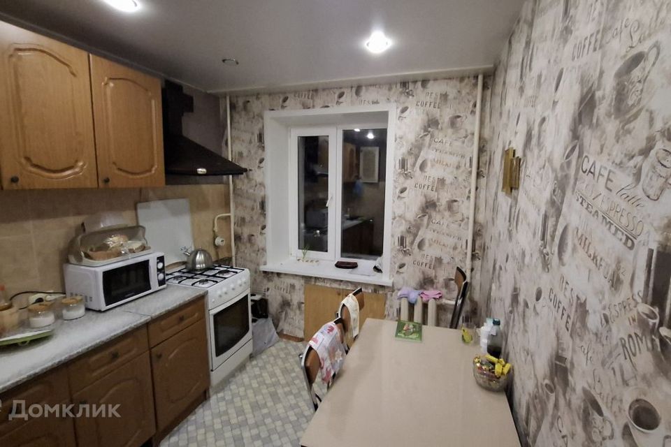 Продаётся 3-комнатная квартира, 60.4 м²