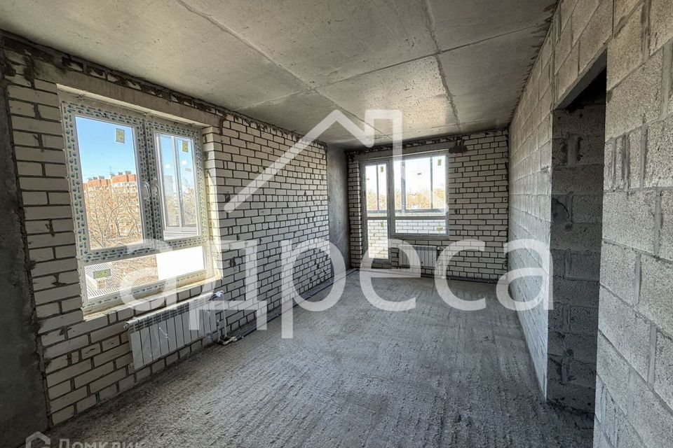 Продаётся 2-комнатная квартира, 63.6 м²