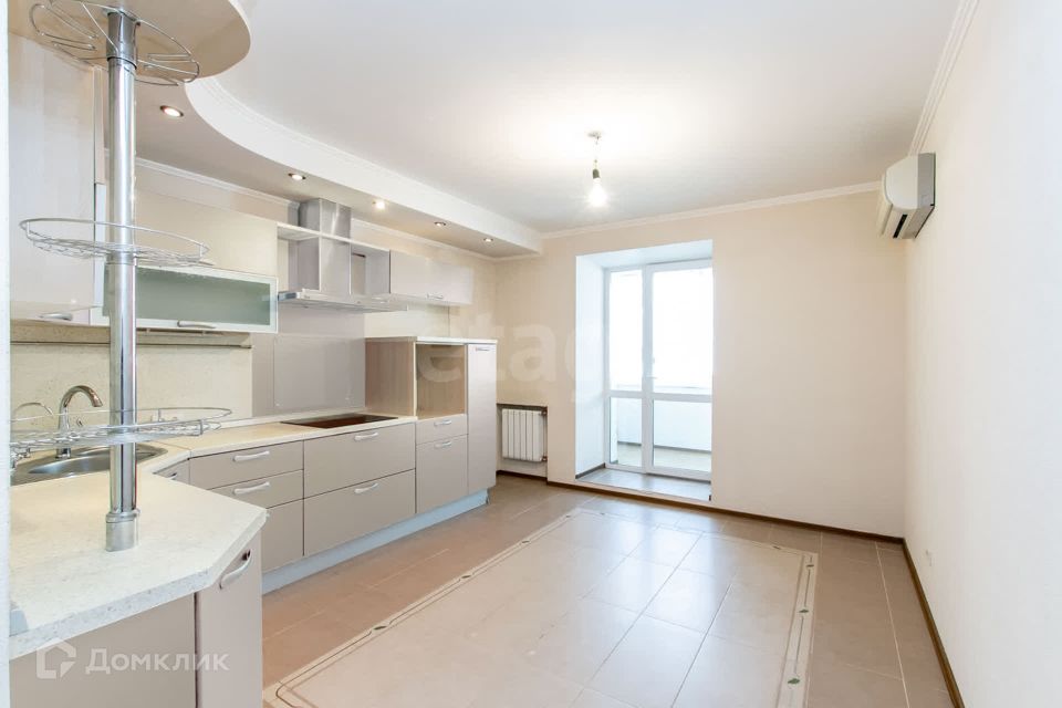 Продаётся 3-комнатная квартира, 115 м²