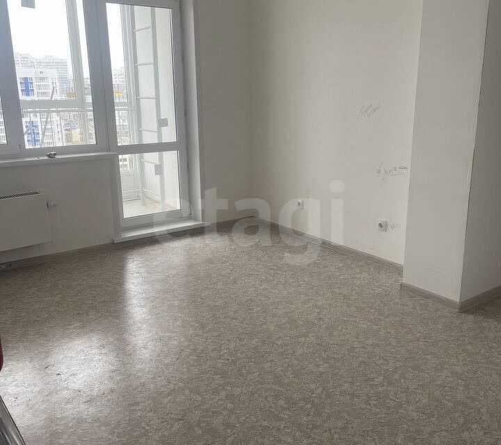 Продаётся 1-комнатная квартира, 38.3 м²