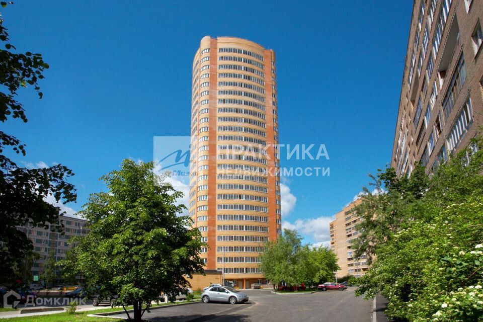 Продаётся 1-комнатная квартира, 51.7 м²