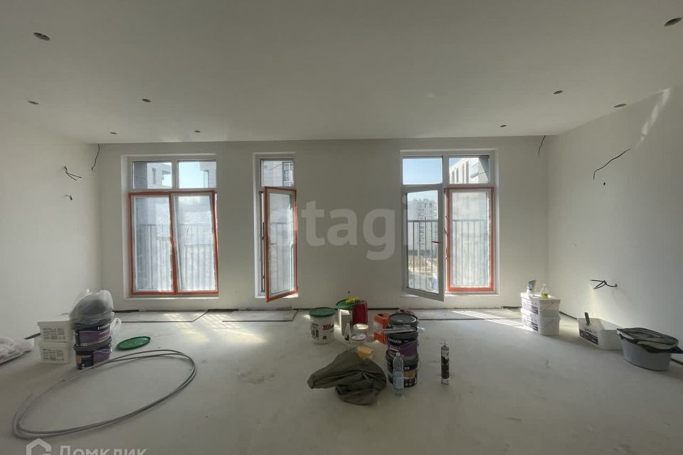Продаётся 3-комнатная квартира, 95.1 м²