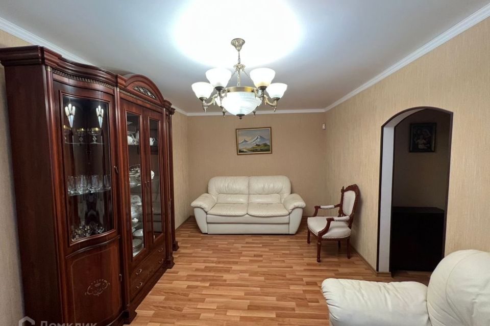 Продаётся 3-комнатная квартира, 57 м²