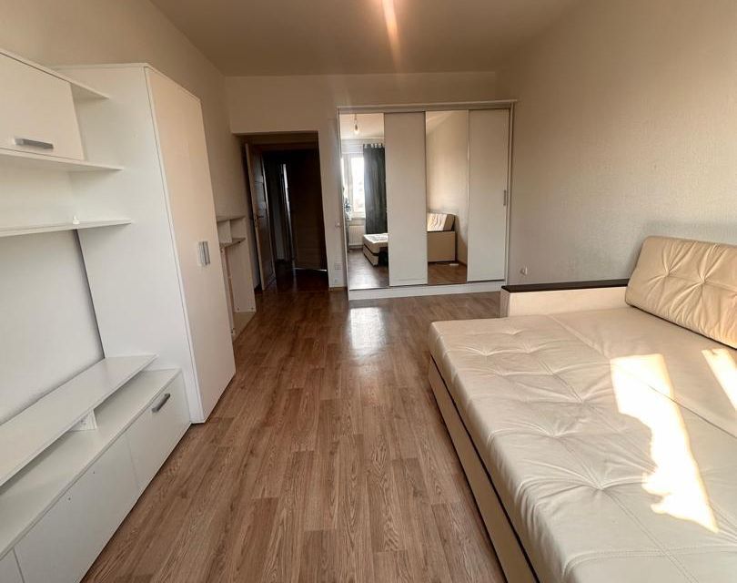 Сдаётся 2-комнатная квартира, 62.4 м²