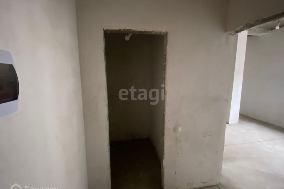 Продаётся 2-комнатная квартира, 65.2 м²
