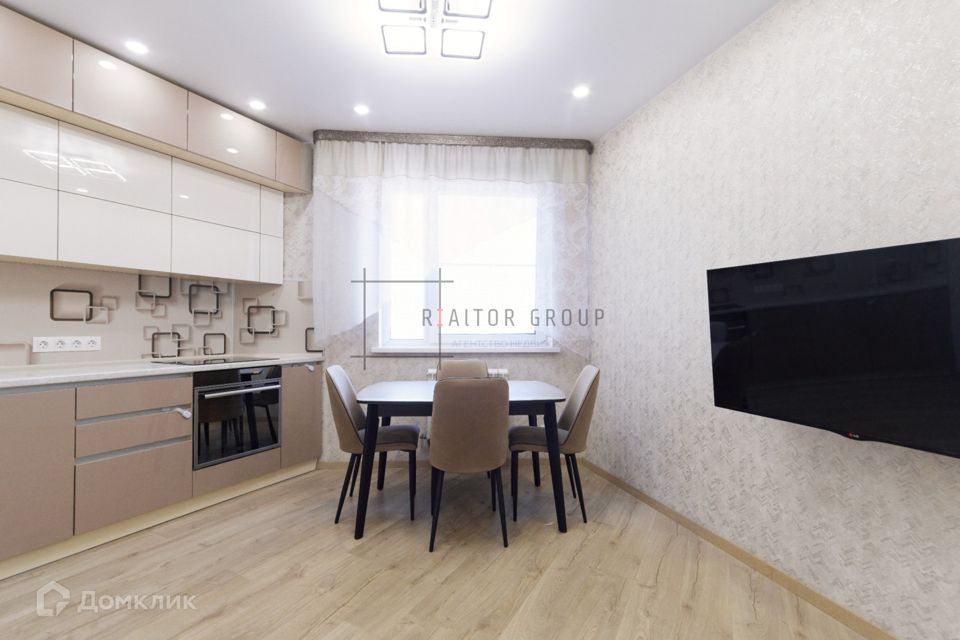 Продаётся 2-комнатная квартира, 61 м²