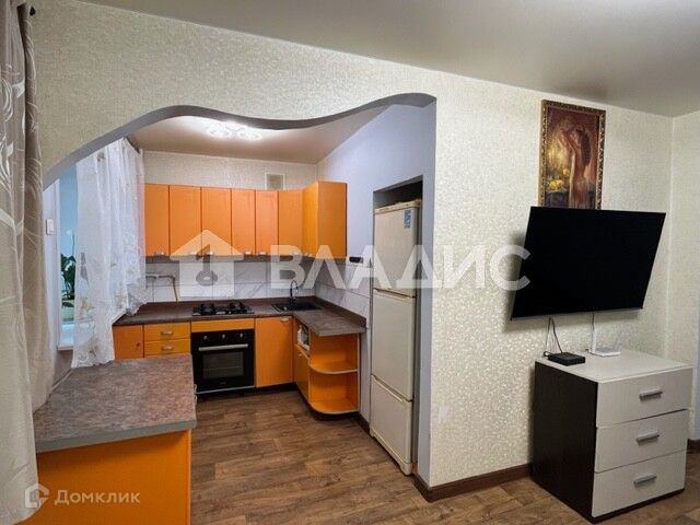 Продаётся 3-комнатная квартира, 55.6 м²