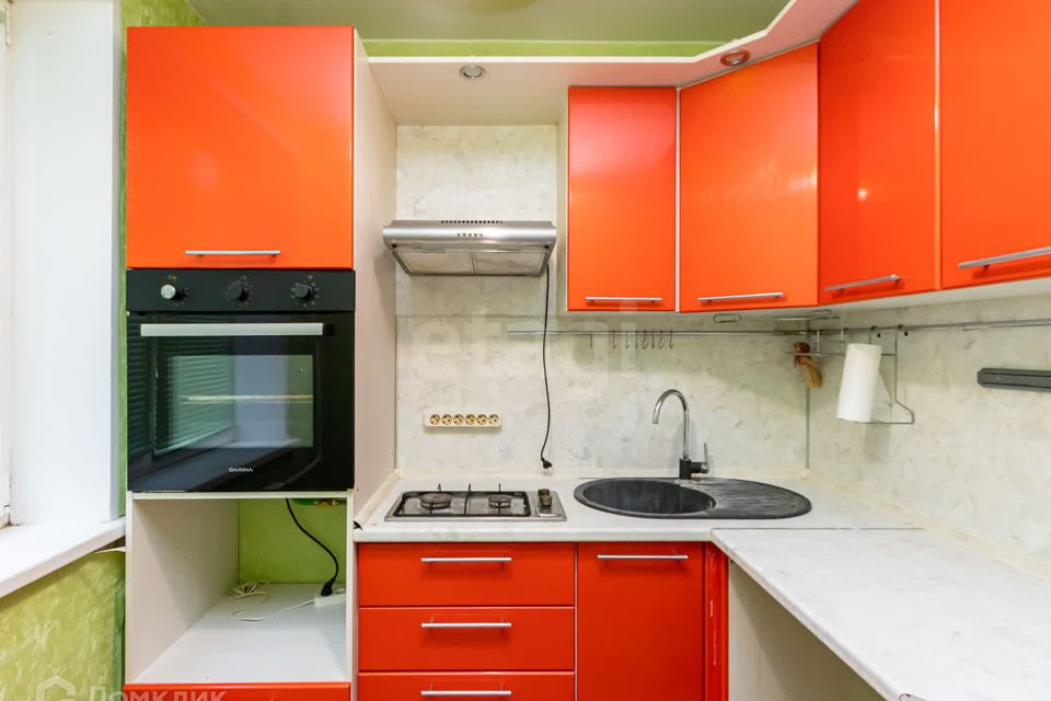 Продаётся 3-комнатная квартира, 42.5 м²