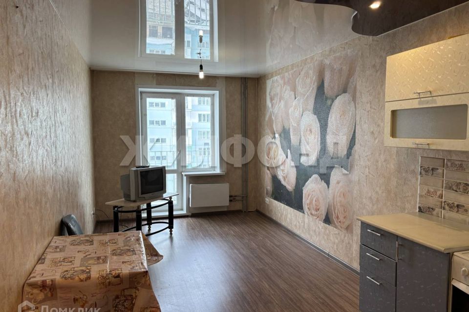 Продаётся 1-комнатная квартира, 42.3 м²