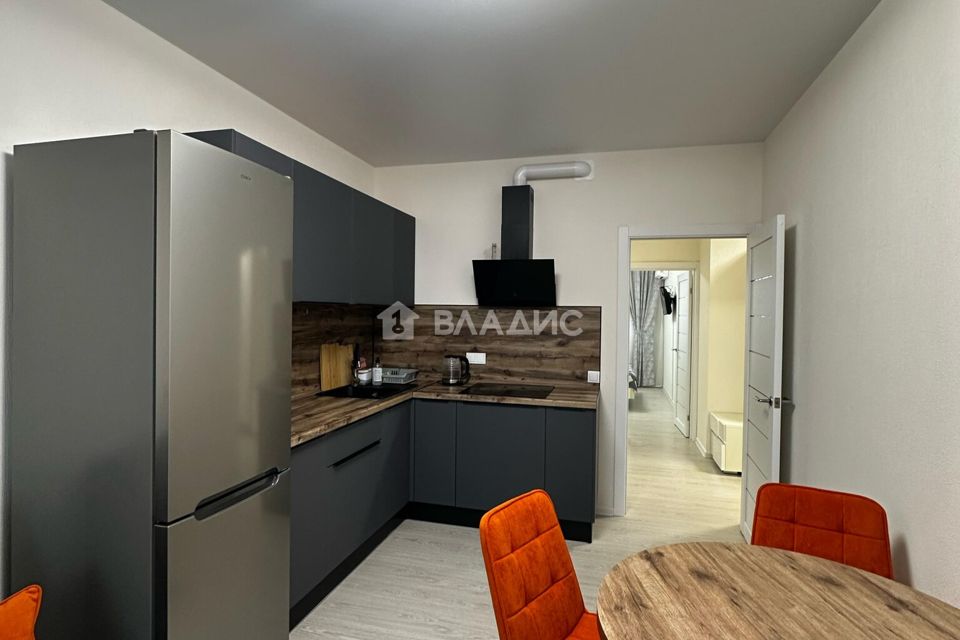 Сдаётся 1-комнатная квартира, 42 м²