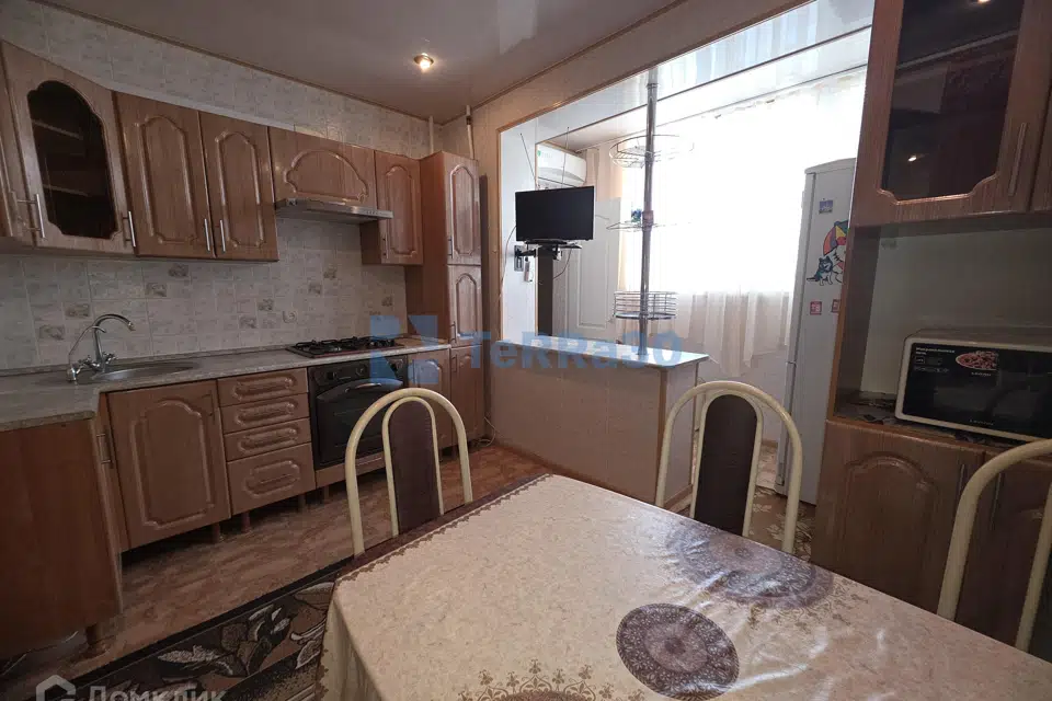 Продаётся 3-комнатная квартира, 69.7 м²