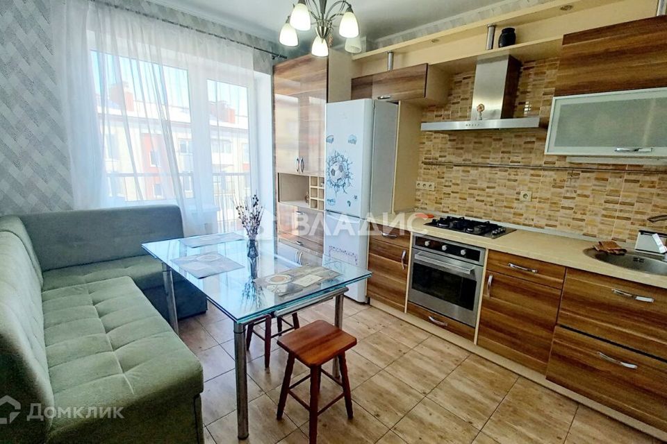 Продаётся 1-комнатная квартира, 43.7 м²