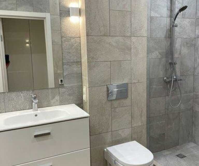 Сдаётся 1-комнатная квартира, 42 м²
