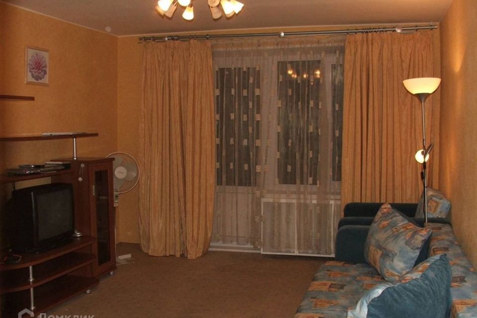 Сдаётся 2-комнатная квартира, 42 м²