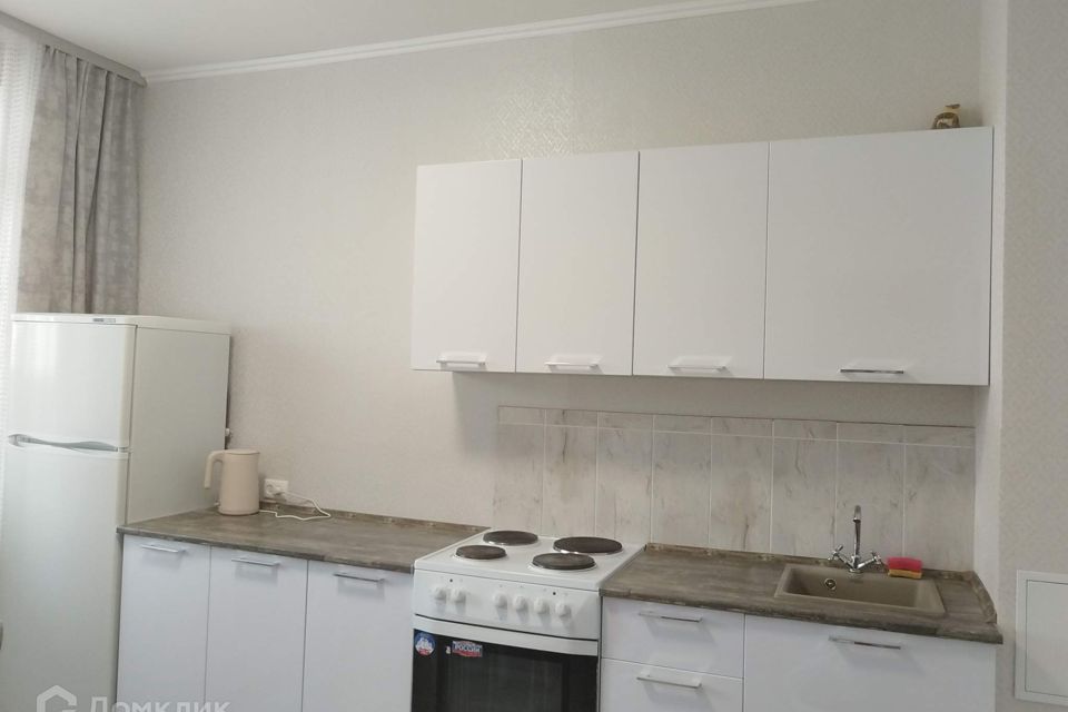 Сдаётся 1-комнатная квартира, 43 м²