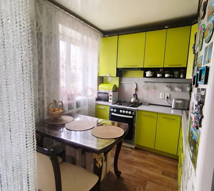Продаётся 3-комнатная квартира, 55 м²