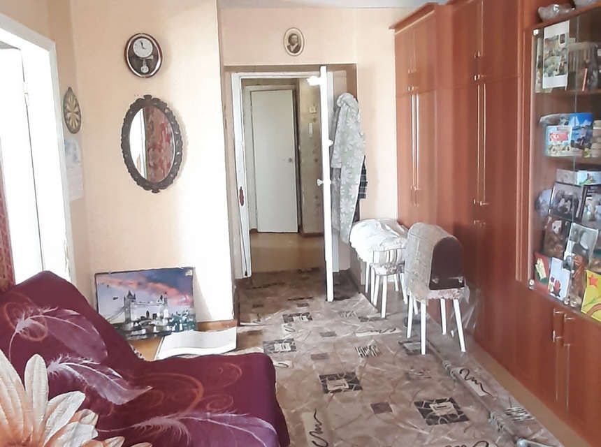 Продаётся 3-комнатная квартира, 49.6 м²