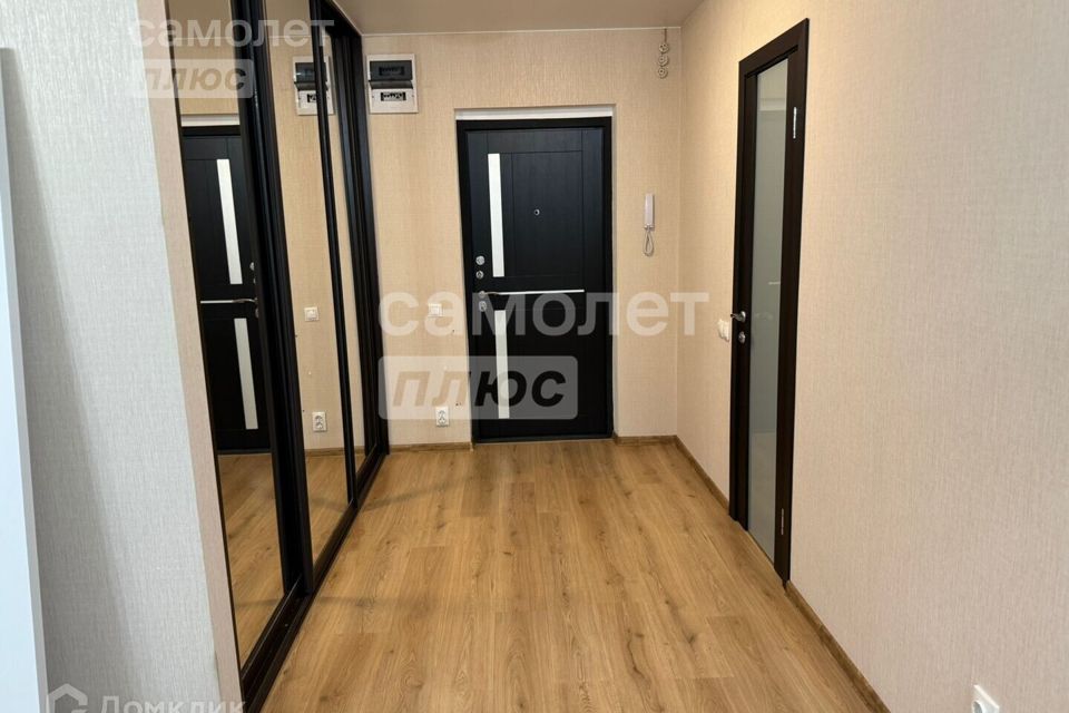 Продаётся 1-комнатная квартира, 42 м²