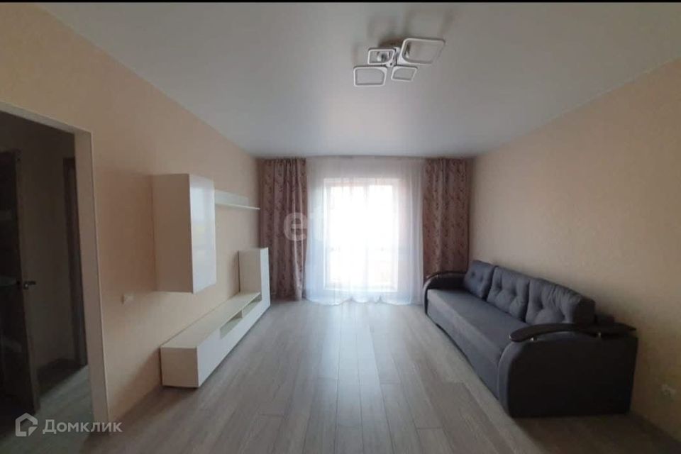 Продаётся 1-комнатная квартира, 42.5 м²