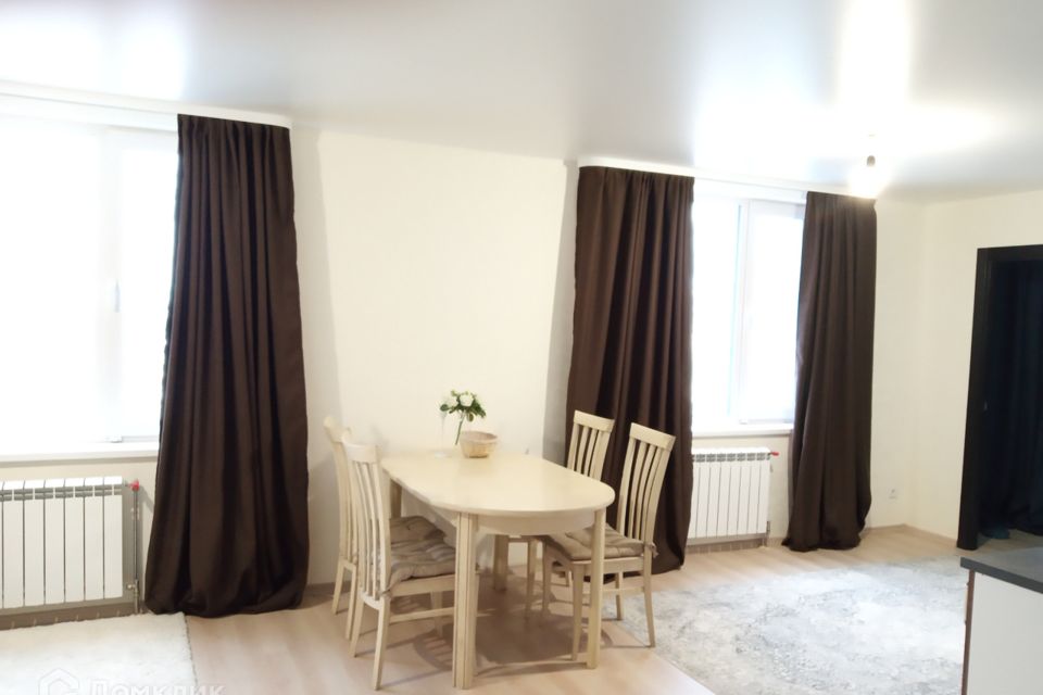 Продаётся 3-комнатная квартира, 69.5 м²