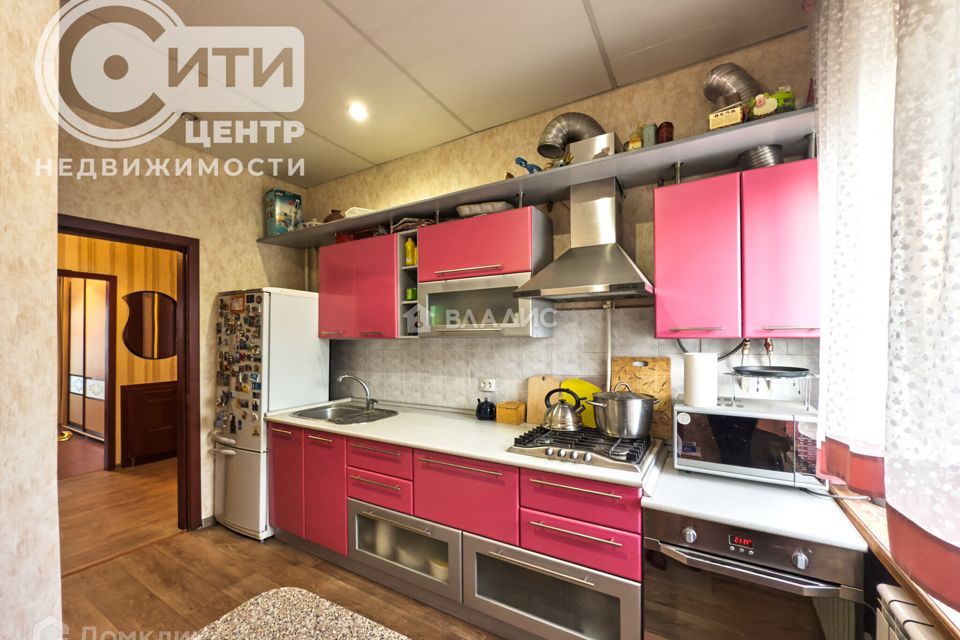 Продаётся 4-комнатная квартира, 82.4 м²