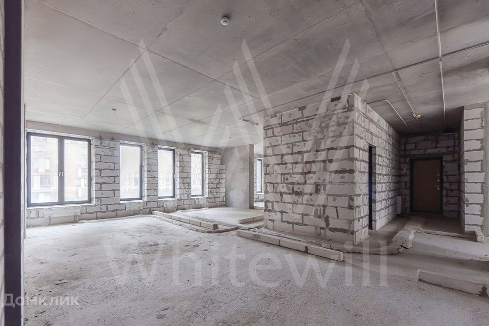 Продаётся 5-комнатная квартира, 153.8 м²
