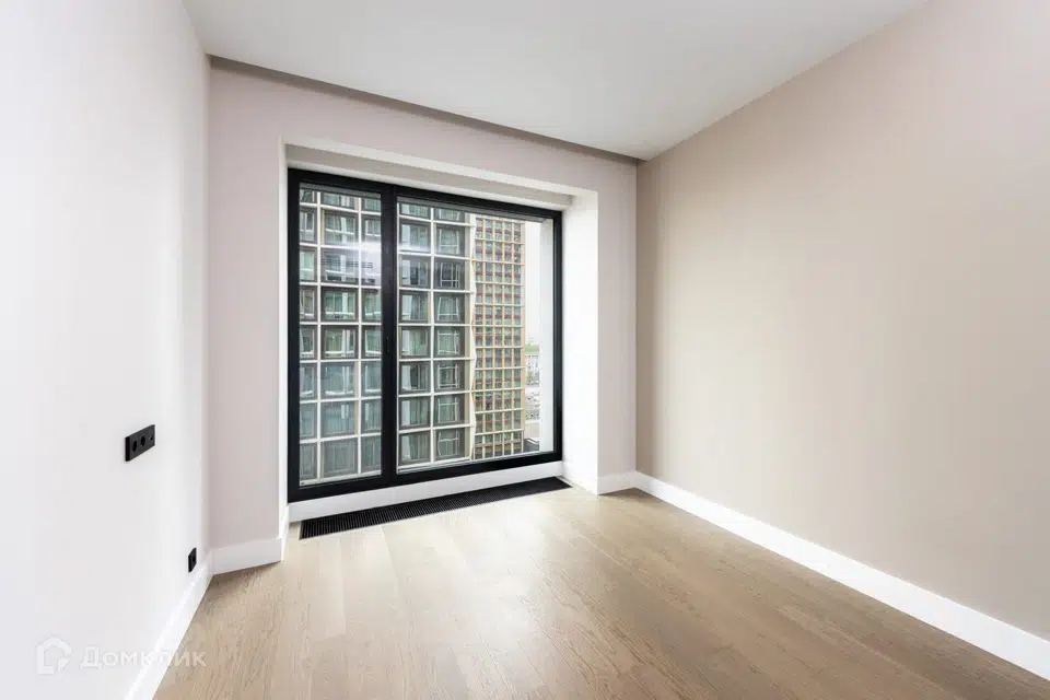 Продаётся 4-комнатная квартира, 115 м²