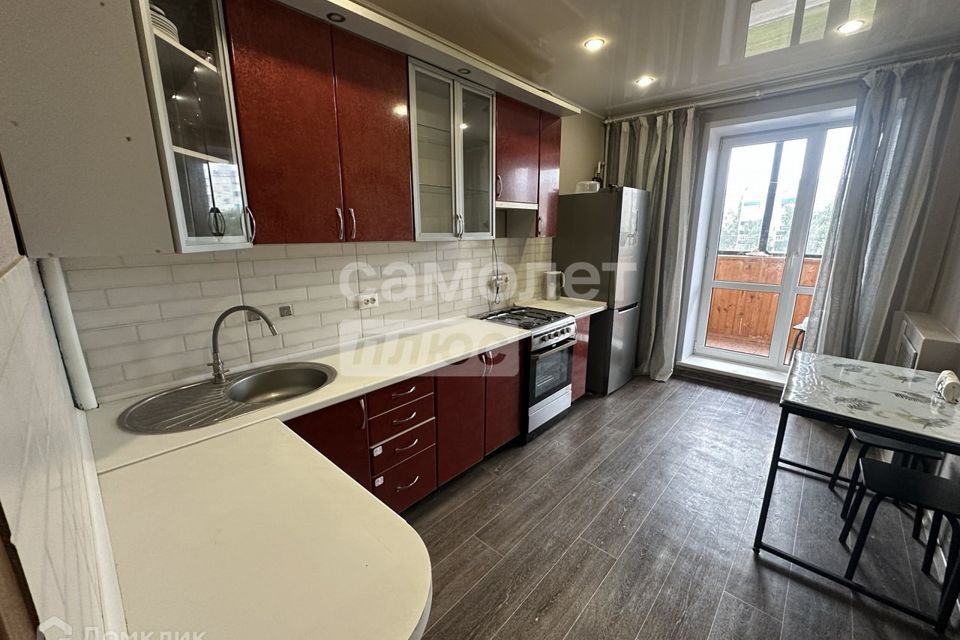 Продаётся 2-комнатная квартира, 61.6 м²