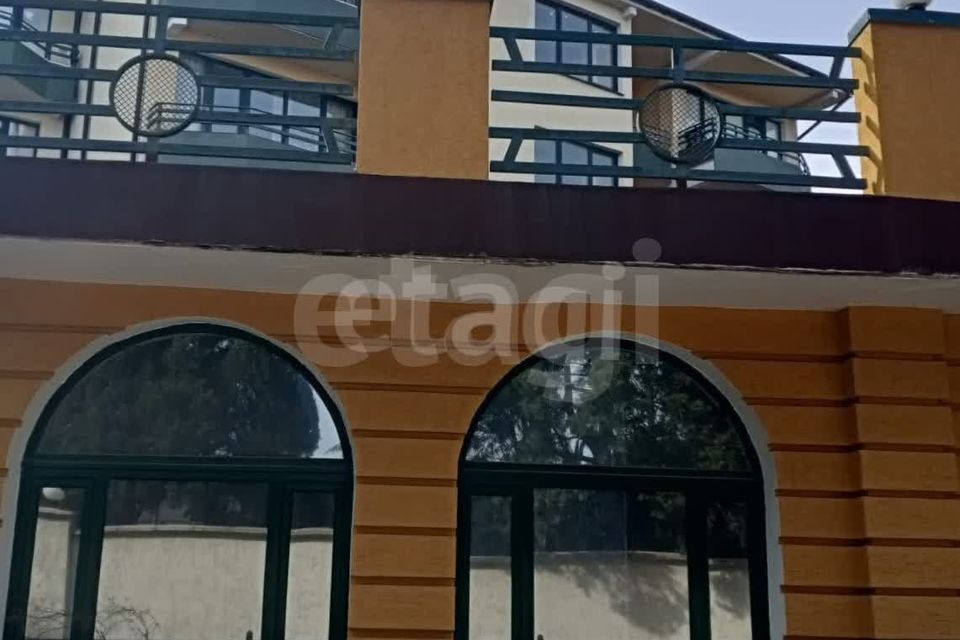 Продаётся 2-комнатная квартира, 64 м²