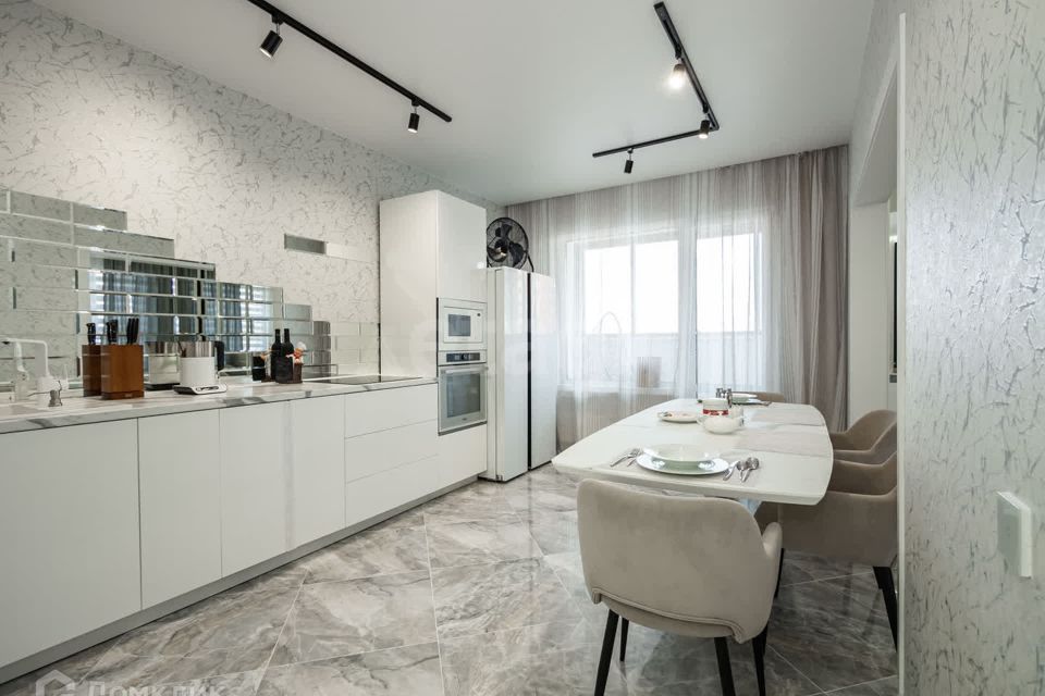 Продаётся 2-комнатная квартира, 68 м²