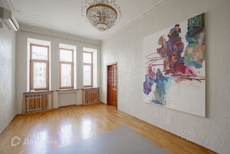 Сдаётся 4-комнатная квартира, 120 м²