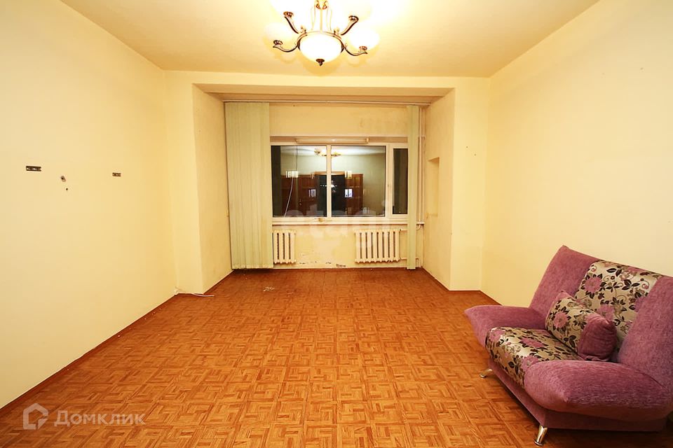 Продаётся 2-комнатная квартира, 59.8 м²