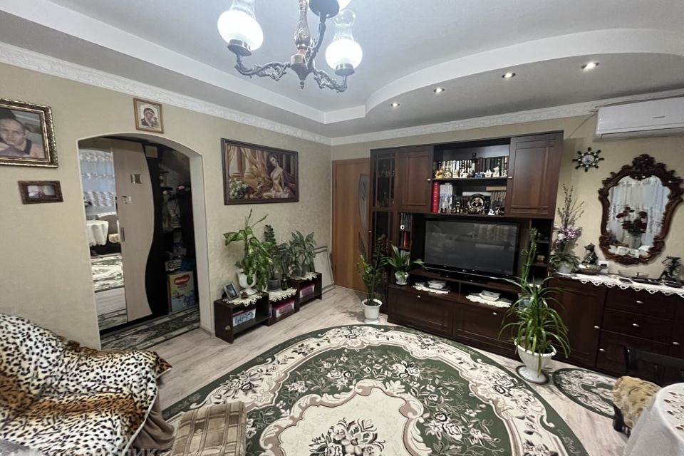 Продаётся 3-комнатная квартира, 62 м²
