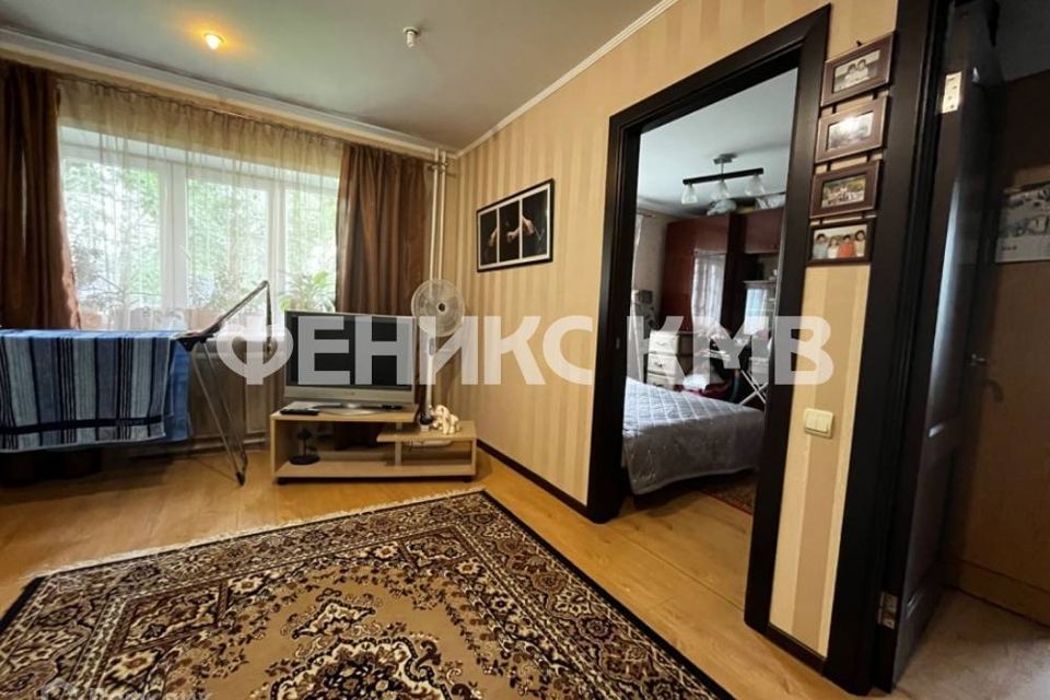 Продаётся 3-комнатная квартира, 50.2 м²
