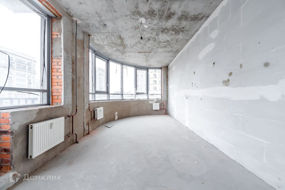 Продаётся 4-комнатная квартира, 154.3 м²