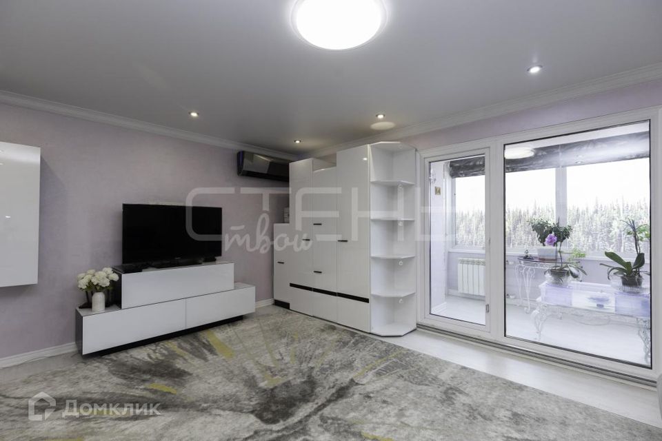 Продаётся 2-комнатная квартира, 65.6 м²