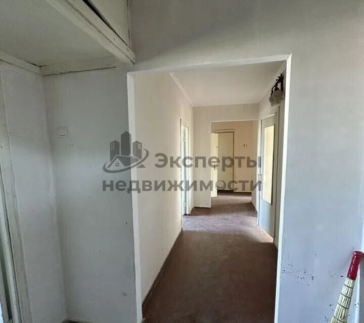 Продаётся 4-комнатная квартира, 80 м²