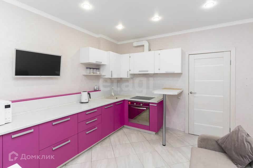 Продаётся 1-комнатная квартира, 49.5 м²