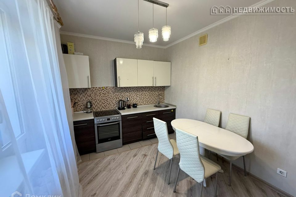 Продаётся 1-комнатная квартира, 44.8 м²