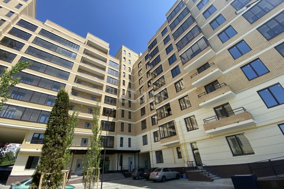 Продаётся 3-комнатная квартира, 115.7 м²
