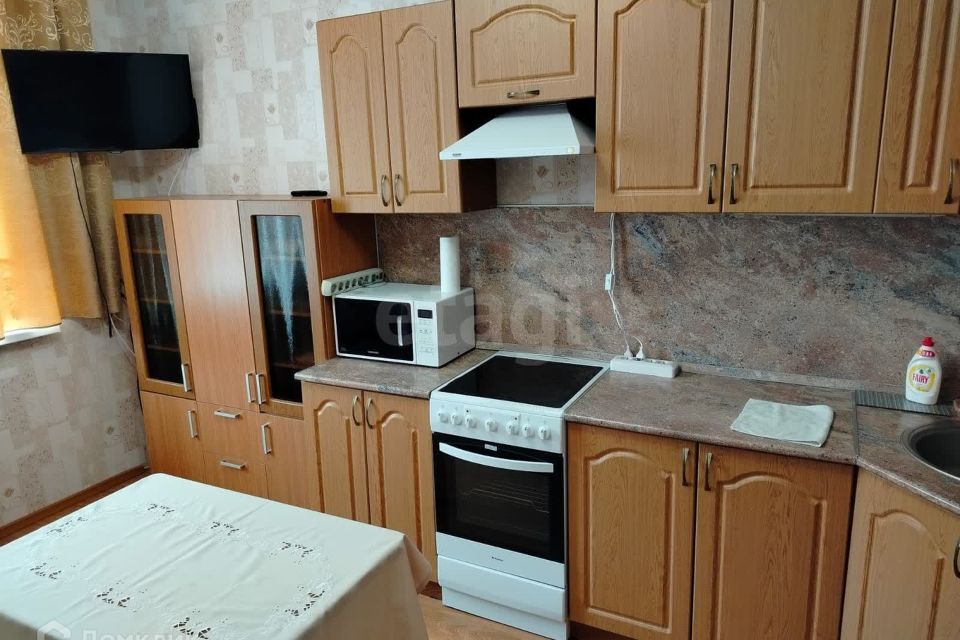 Продаётся 1-комнатная квартира, 38 м²