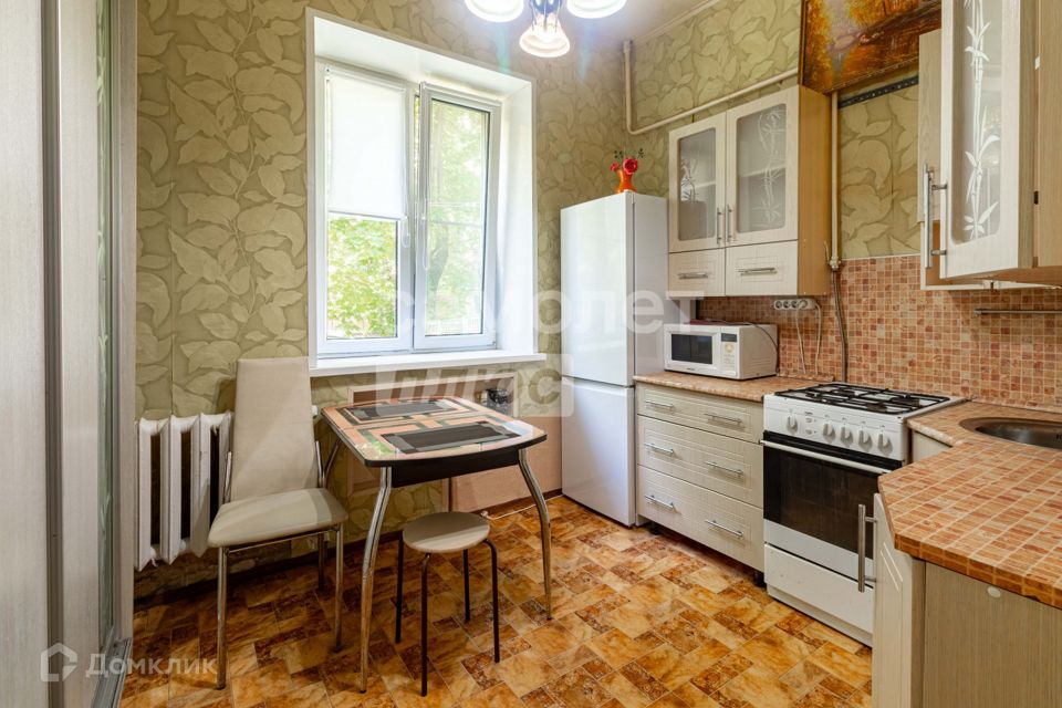 Продаётся 1-комнатная квартира, 37.3 м²