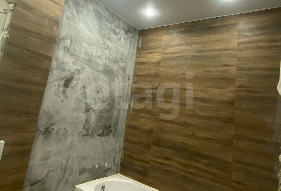 Продаётся 1-комнатная квартира, 37.7 м²