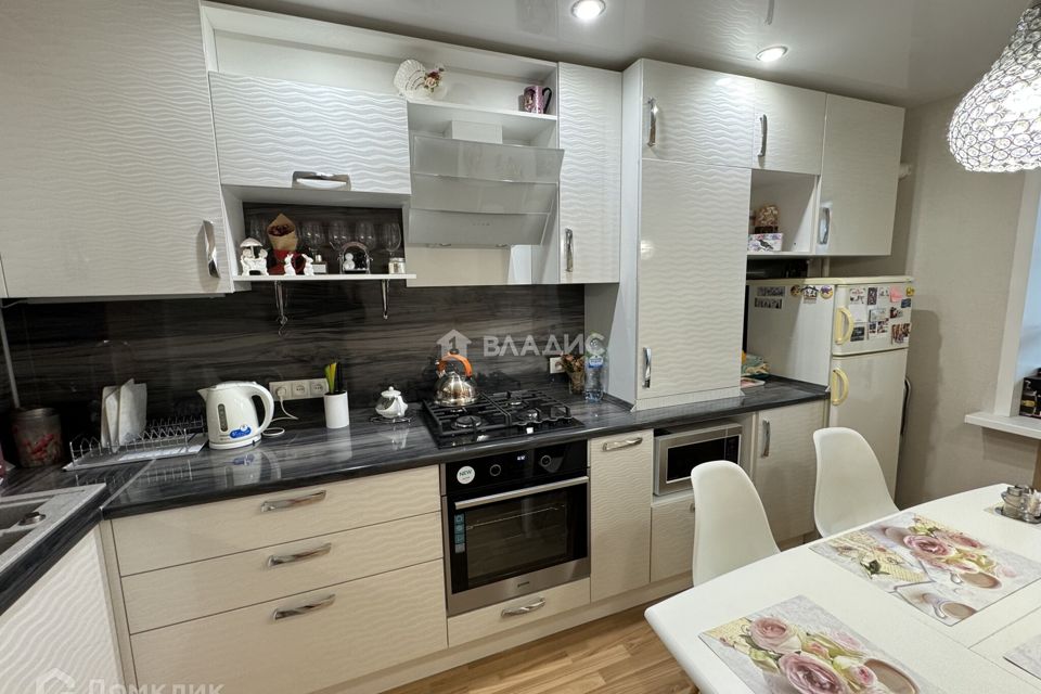 Сдаётся 2-комнатная квартира, 62.5 м²