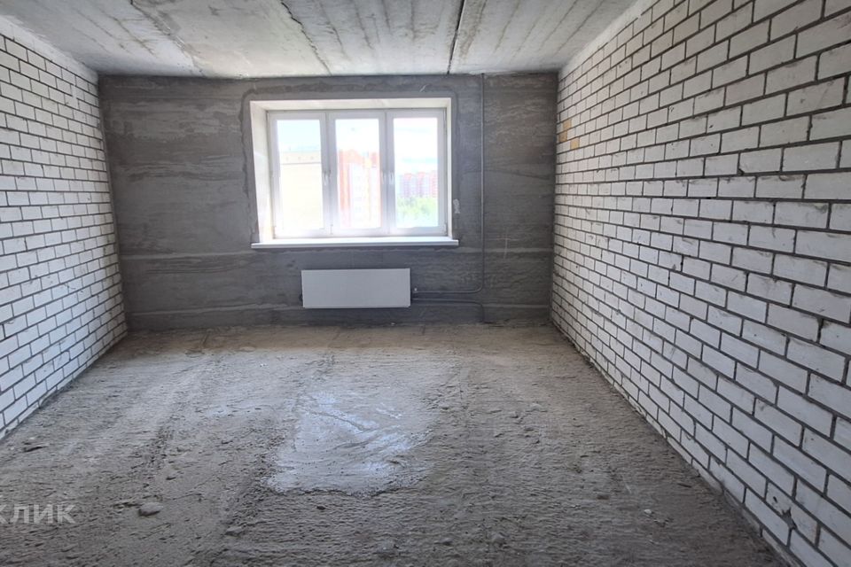 Продаётся 2-комнатная квартира, 81.7 м²