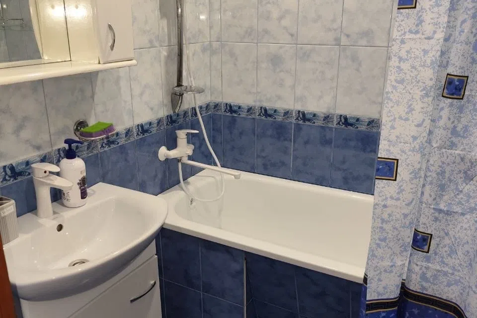 Сдаётся 5-комнатная квартира, 100 м²
